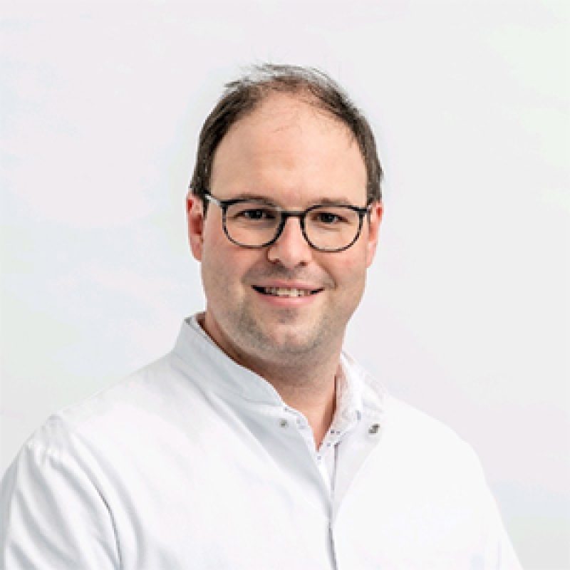 Dr. Eimo Martens